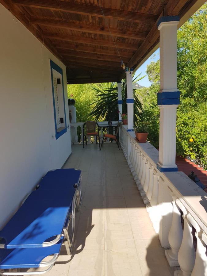 Archontou * Agios Georgios Pagon