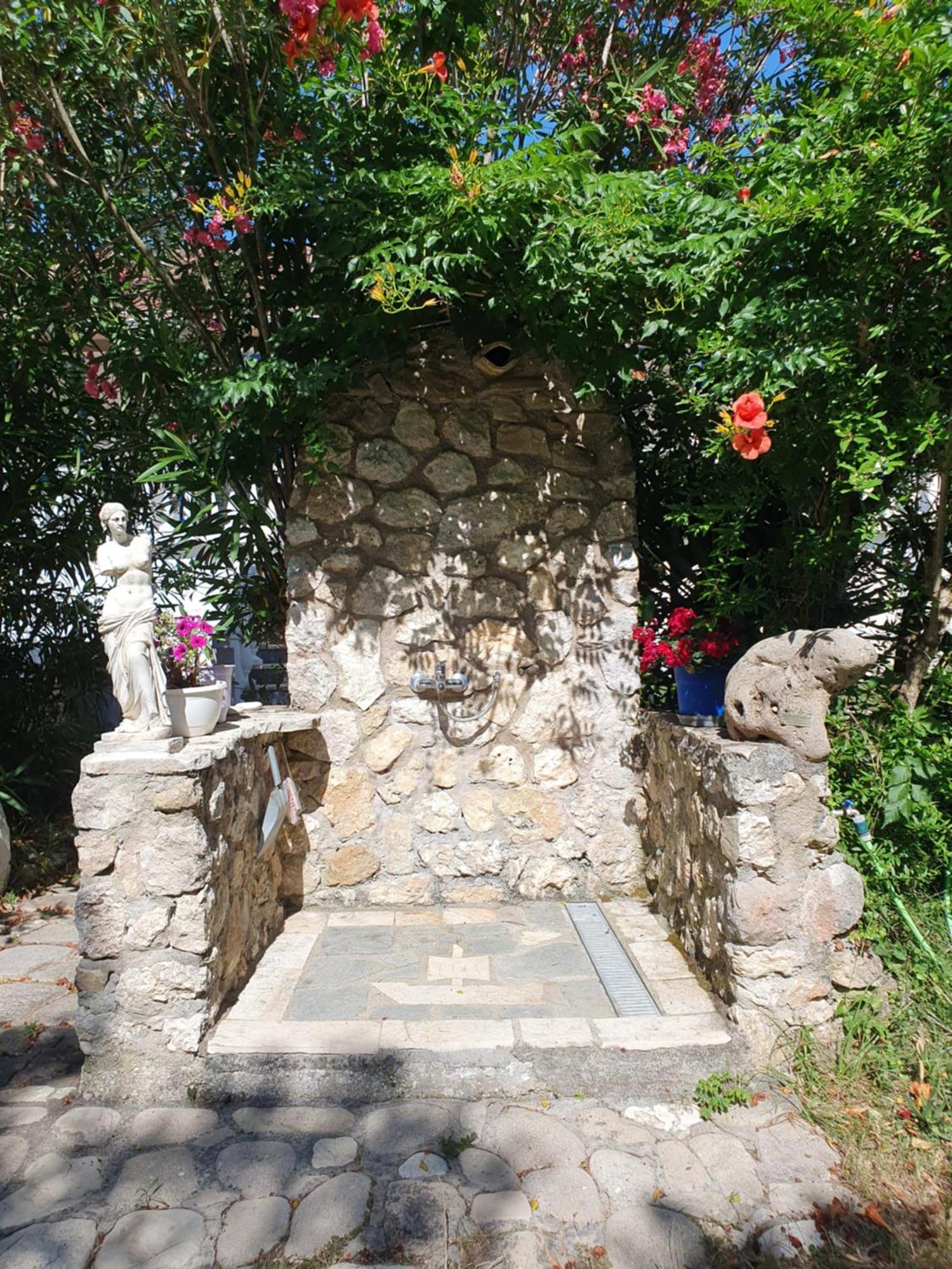 Archontou Agios Georgios Pagon